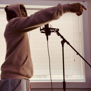 Meet your Posher, R3zzy